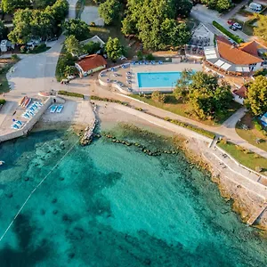 Solaris 3*, Tar-Vabriga Croatie