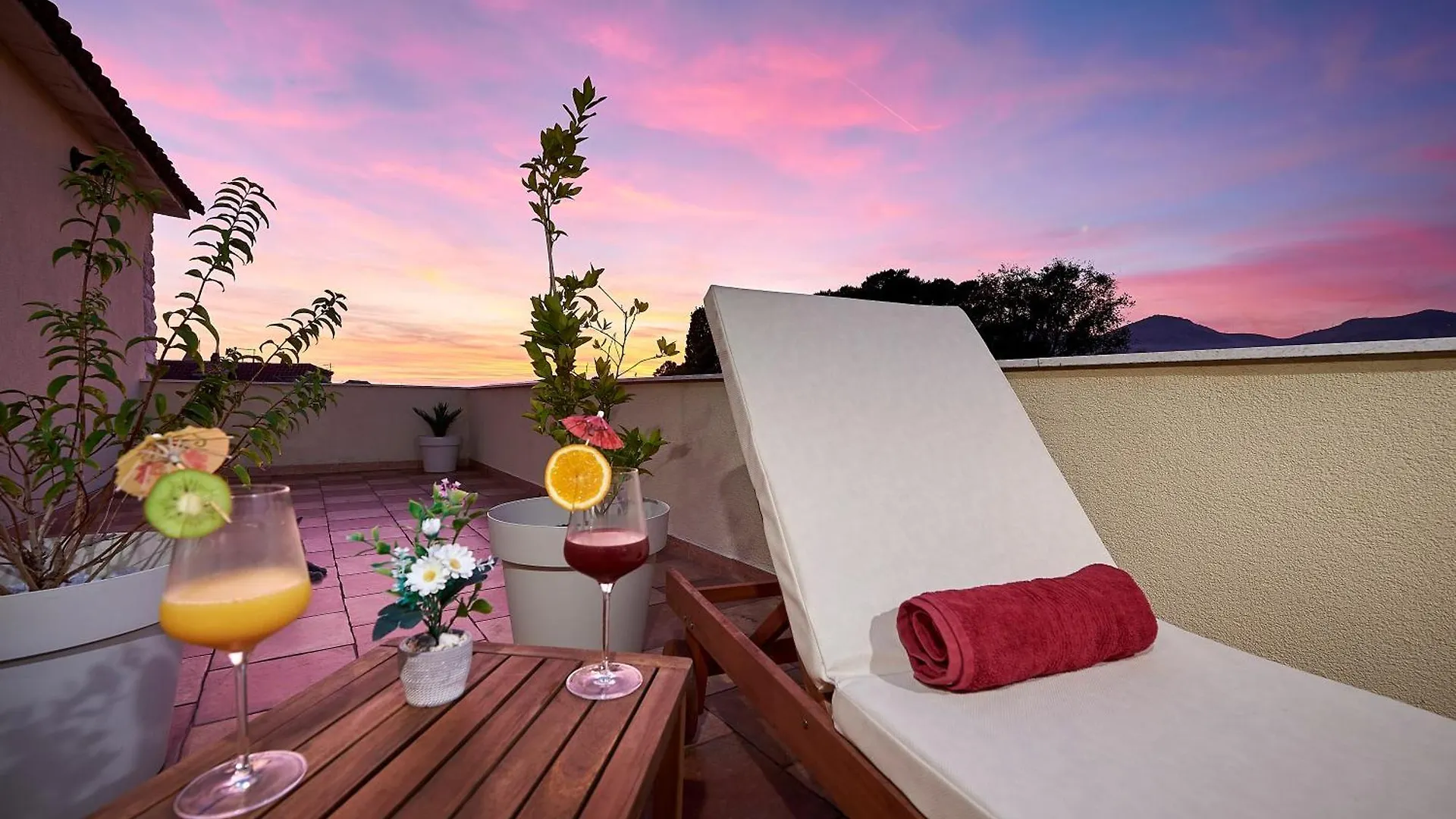Bed & Breakfast Palace Derossi Trogir
